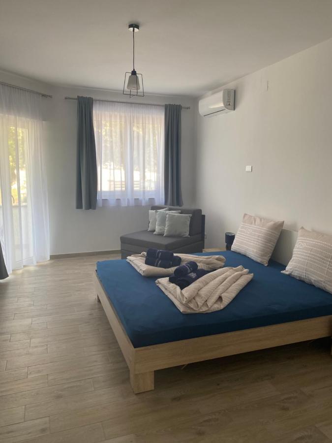 Villa Mara Pula Exteriör bild