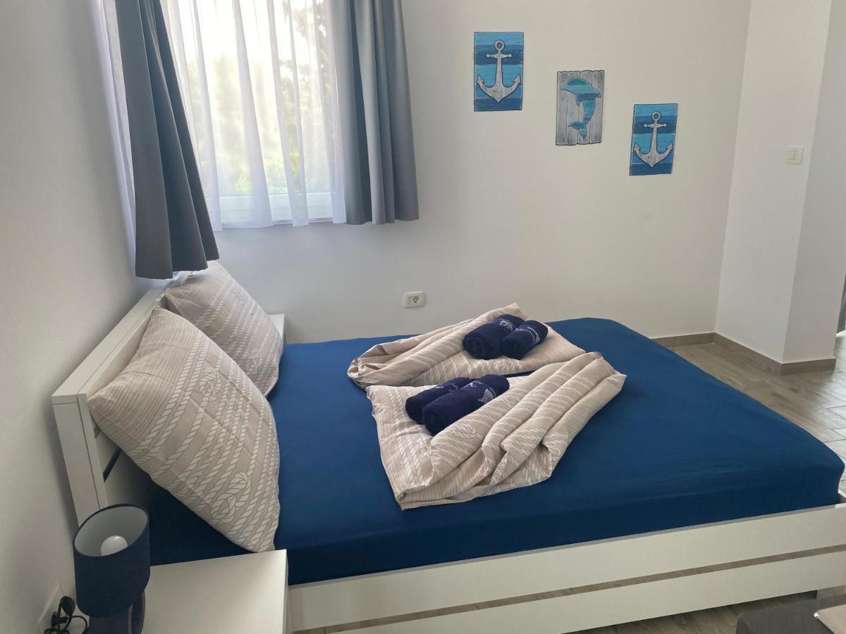 Villa Mara Pula Exteriör bild